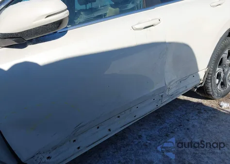 2017 Honda Cr-V Touring z USA, uszkodzony, nr VIN 2HKRW2H96HH614697